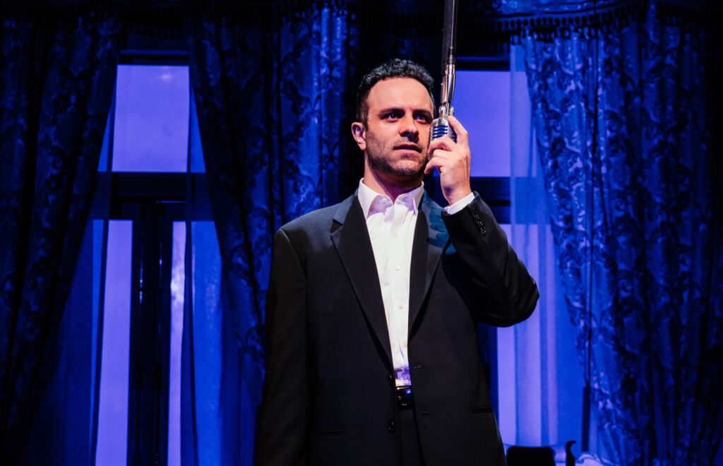 14 - Ava The Secret Conversations - Aaron Costa Ganis. Photo by Jeff Lorch 1419-2